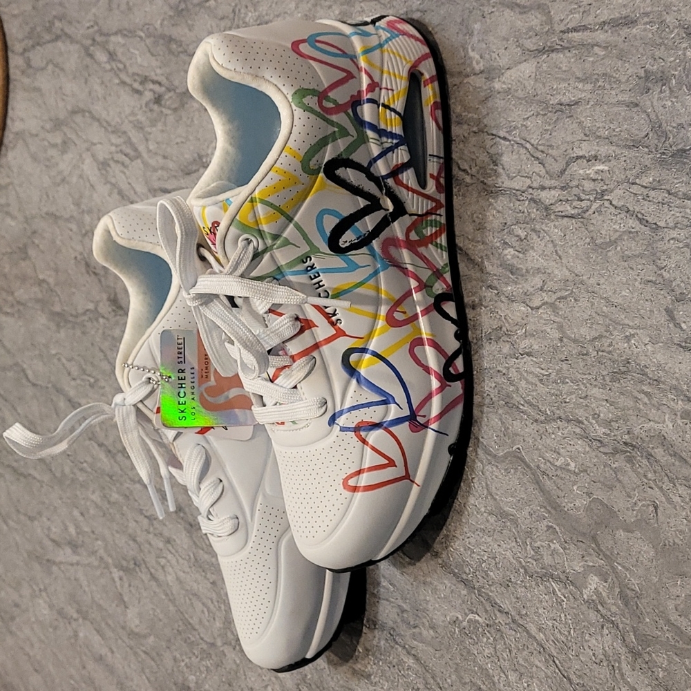 New James Goldcrown Skechers Sneakers